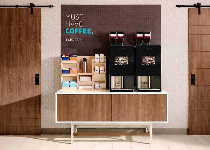 Holiday Inn Express & Suites - Gaylord By Ihg